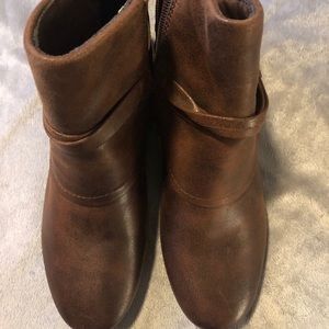 Scarlet yu’u’ Ankle Booties